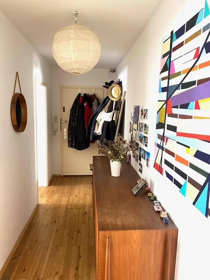 Kunstler Wohnung Im Zentrum - Lehel Munich Apartment