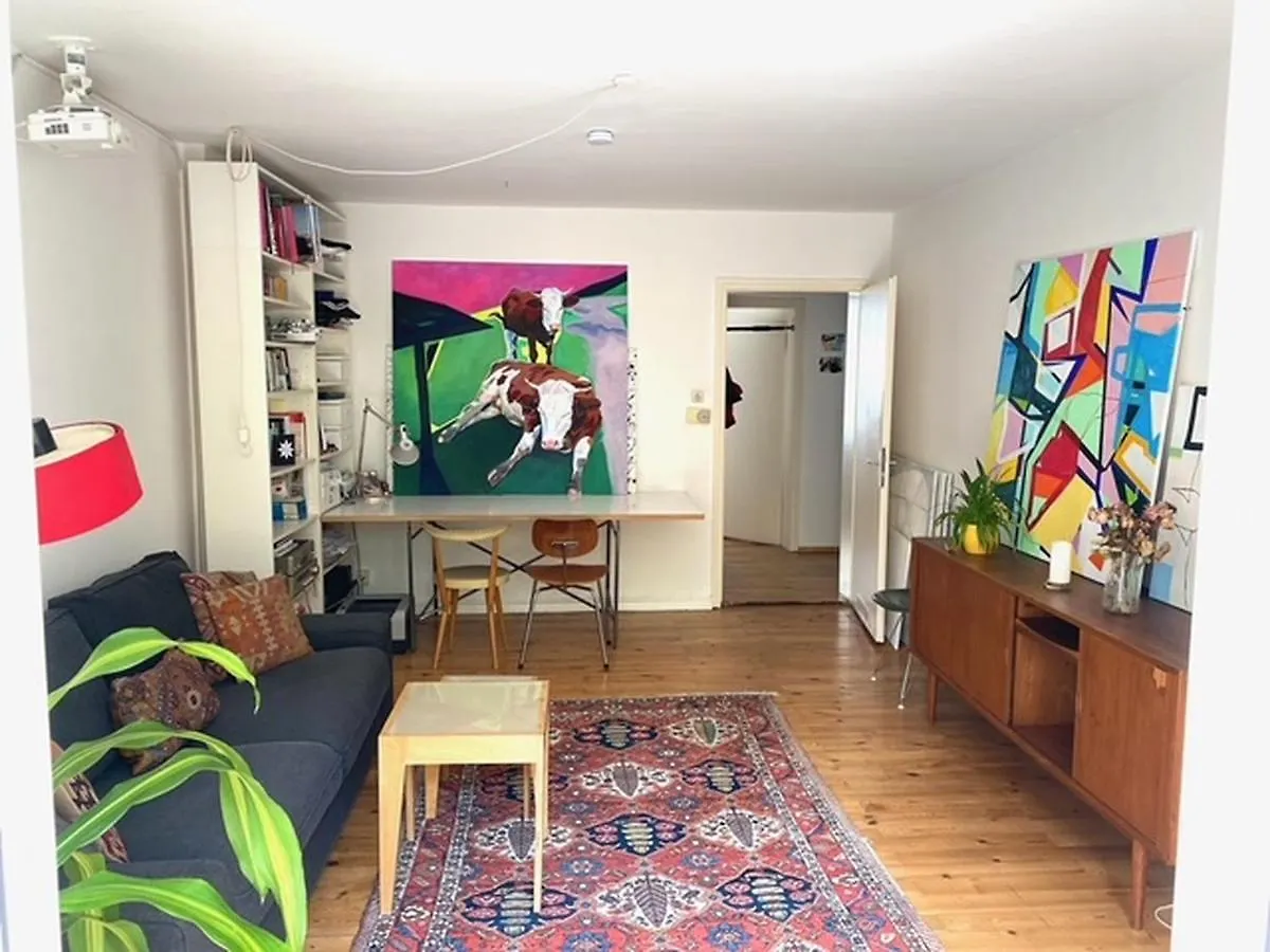 Kunstler Wohnung Im Zentrum - Lehel Munich Apartment
